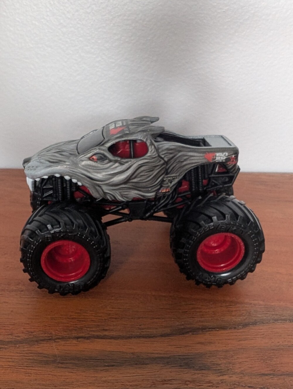 Monster Jam Wolf's Head truck